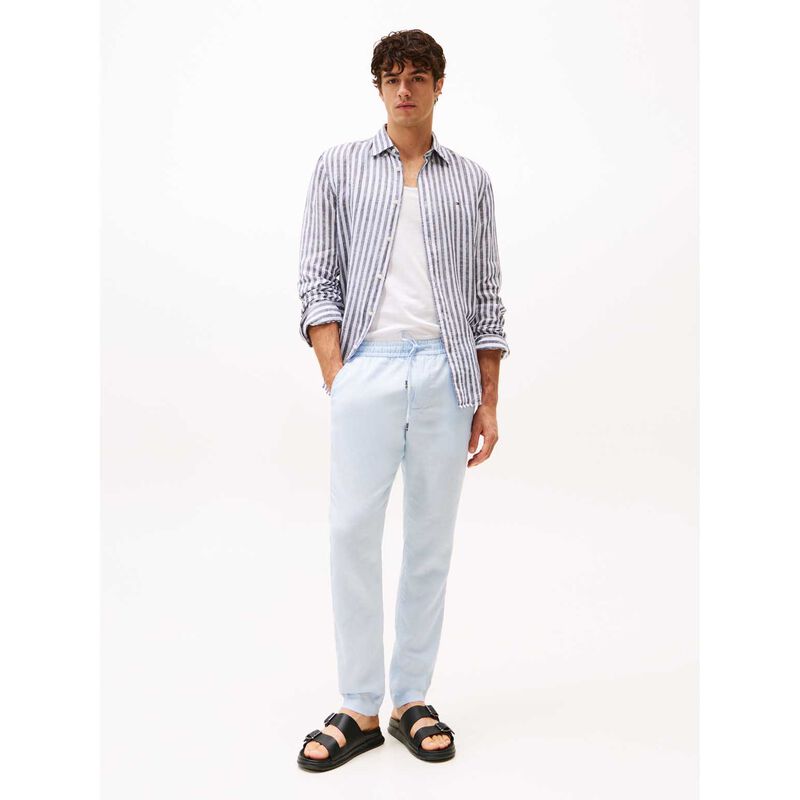 Tommy Hilfiger Harlem Relaxed Tapered Leg Chinos image number 3